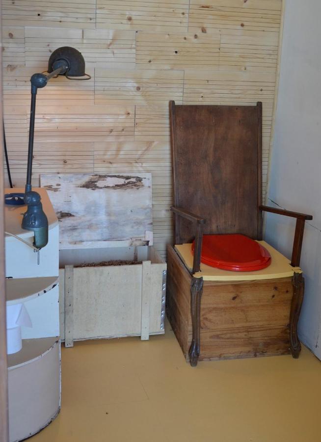 Camping La Petite Houmee Curzay-sur-Vonne Exterior foto